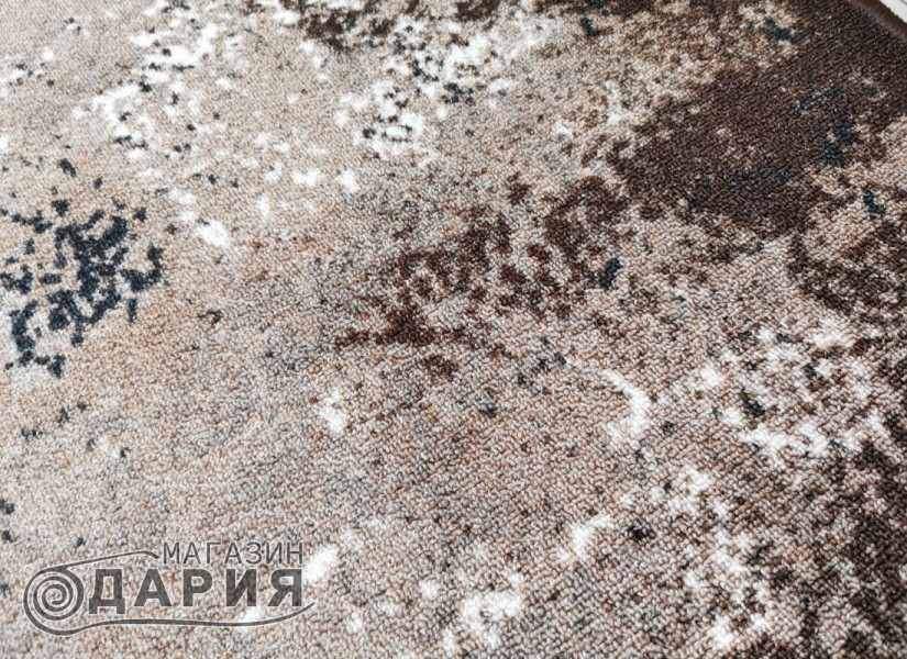 Мокетен килим 109 brown